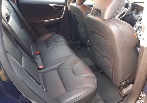Volvo XC 60 cena 58900 przebieg: 187000, rok produkcji 2015 z Turek małe 67